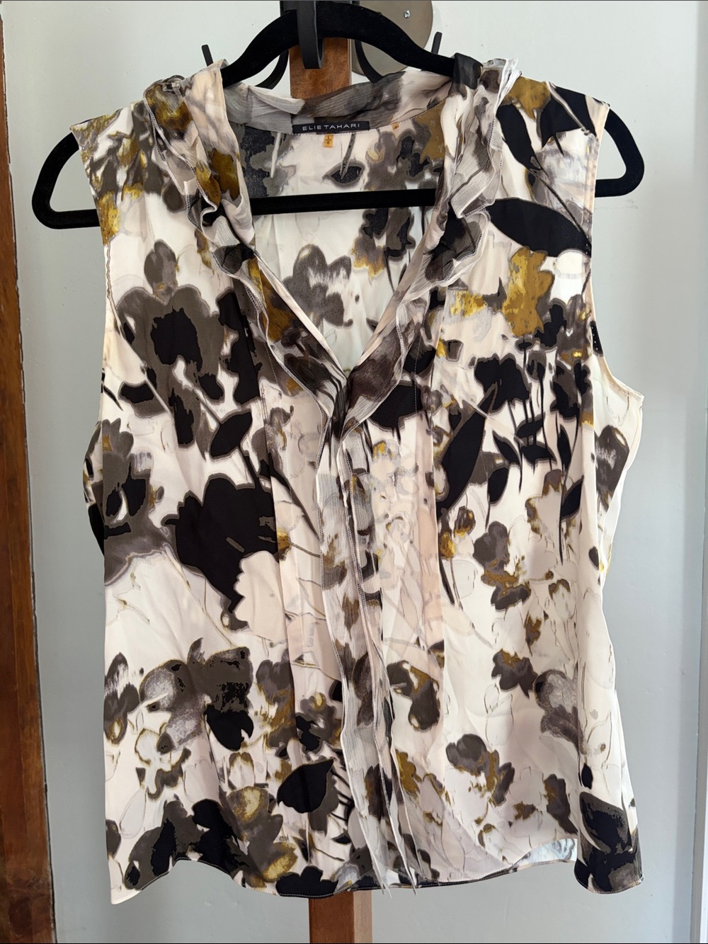 Elie Tahari Ivory Sleeveless Floral-Print Camisole with Black and Gold Accents
